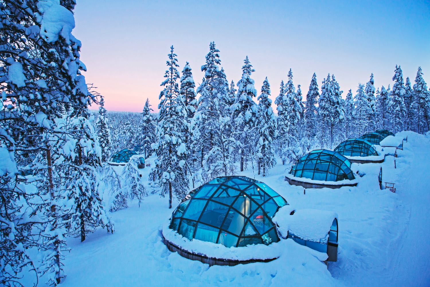 Sleeping under the stars at Kakslauttanen POD Travels